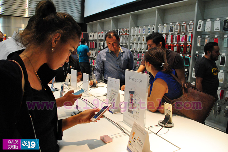 iShop inaugura primer tienda atra&iacute;dos por el crecimiento econ&oacute;mico de Nicaragua